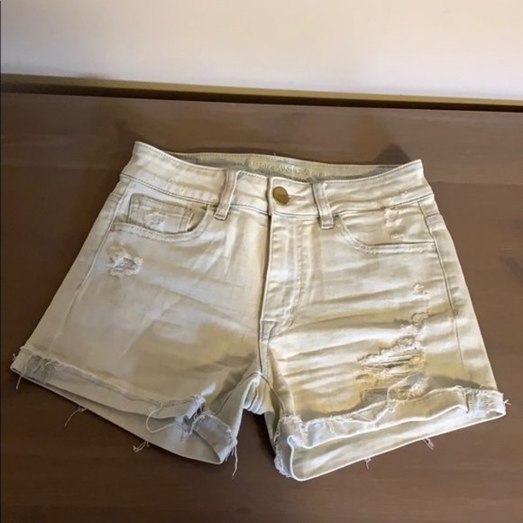 American Eagle Outfitters Distressed Jean Shorts - Women’s Size 0 - Picture 2 of 4